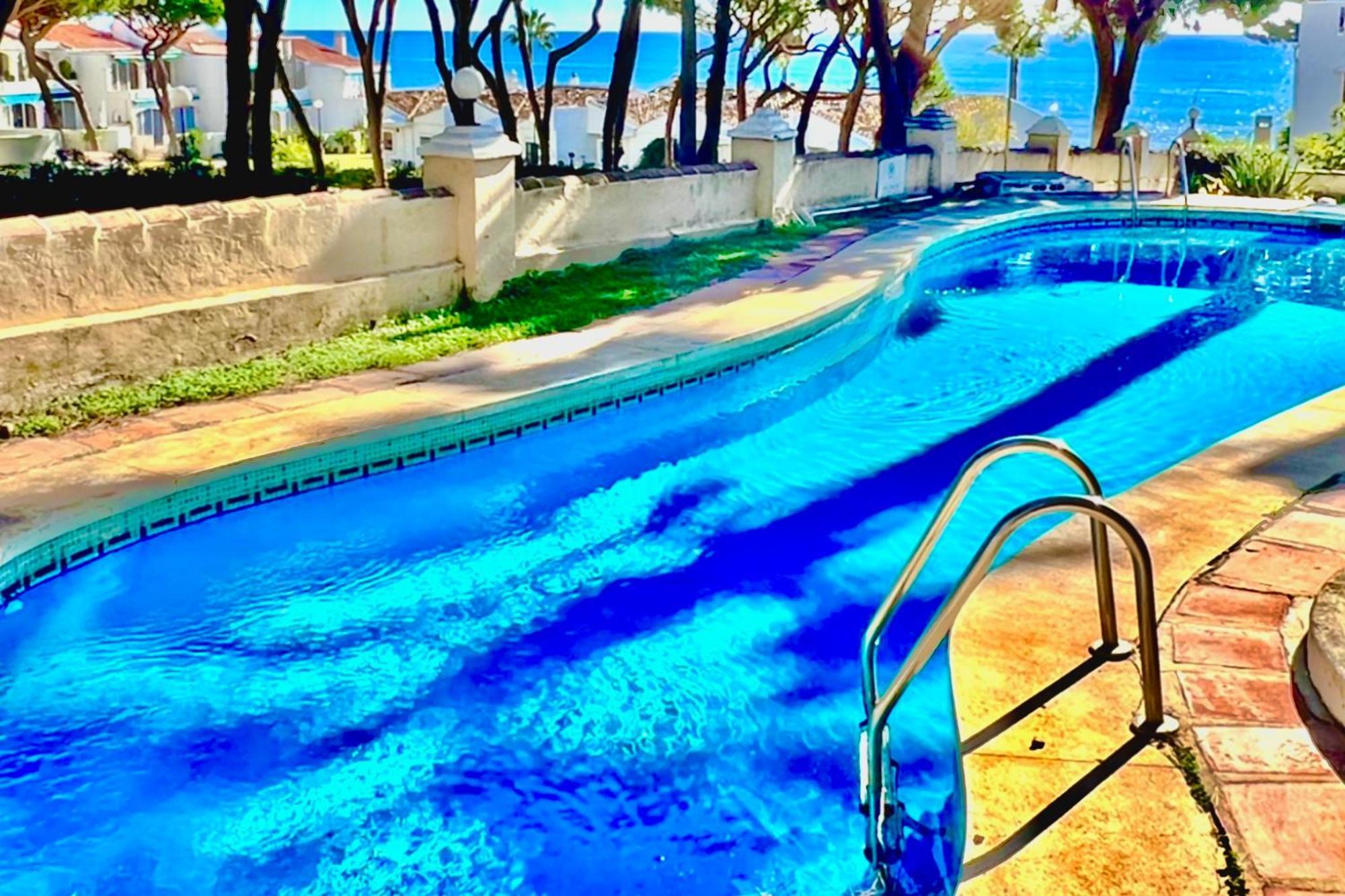 Mijas Costa - Beachside Apartment-B Sitio de Calahonda Buitenkant foto